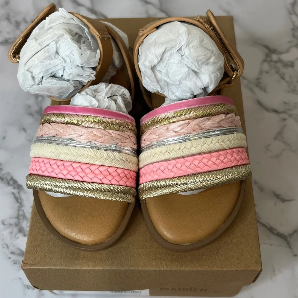 Steve Madden new tag